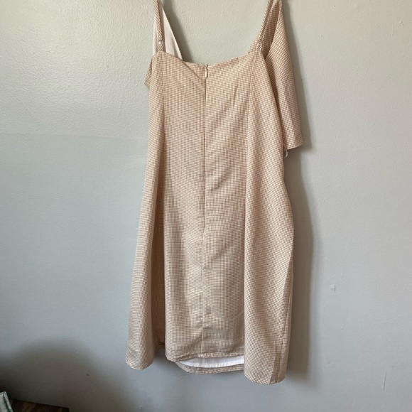 Picnic Mini Dress - Picture 3 of 3